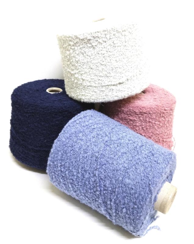 Поступление пряжи в  бобинах Поступление пряжи в  бобинах