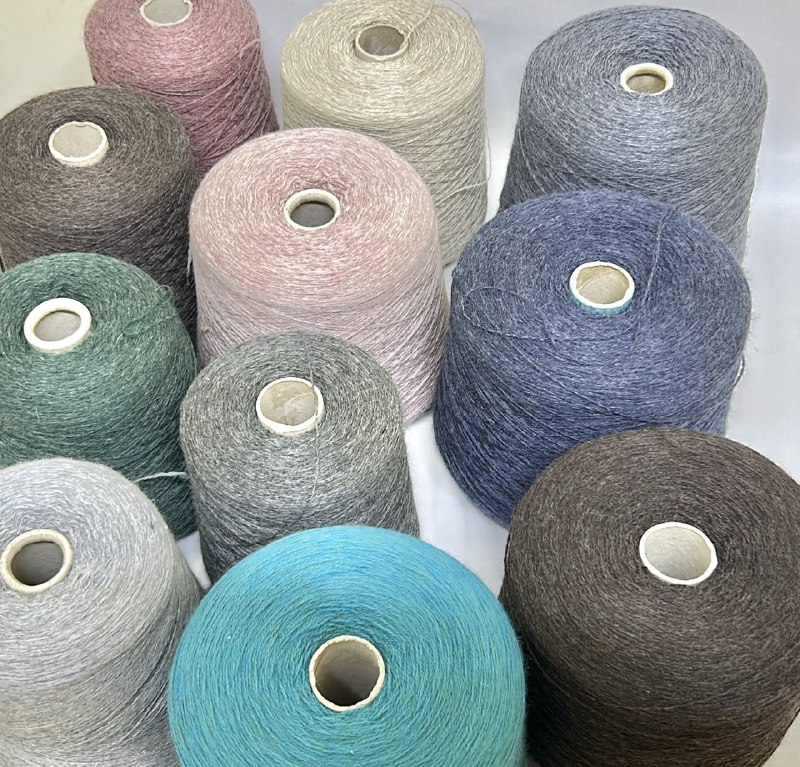 Предновогодняя поставка Итальянской бобиной пряжи. 100% шерсть